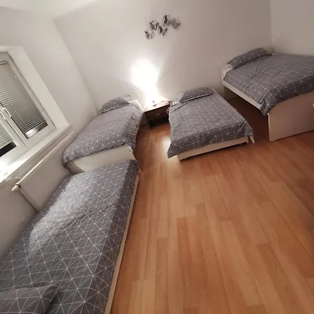 Apartma Tea Apartment *