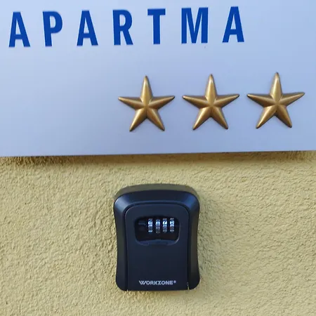 Apartma Tea *